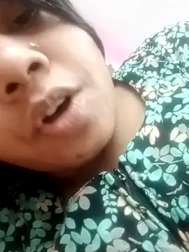 Snapshot of Farihasultana30 chatting on February 8, 10:24 pm Farihasultana30 online show from February 8, 10:24 pm