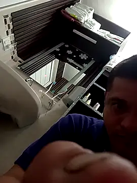 Snapshot of Bjklljy chatting on January 18, 10:41 am Bjklljy online show from January 18, 10:41 am