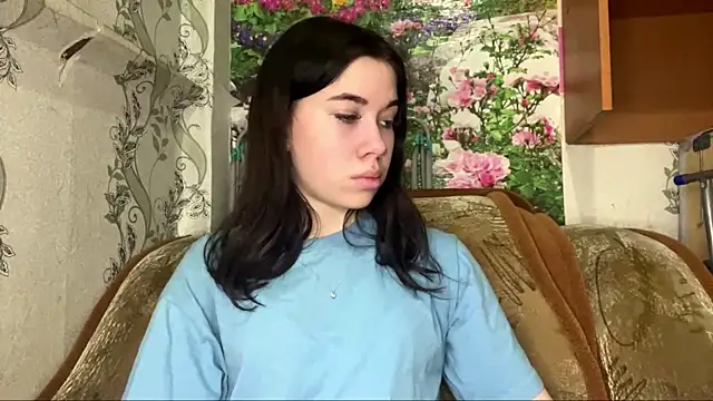 DebbiGoodknight online show from January 7, 11:12 am