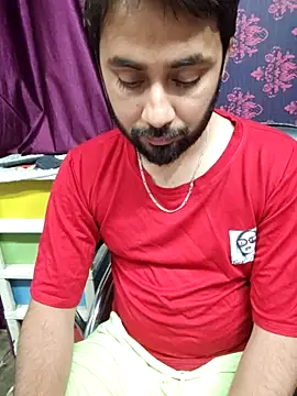 Cute Lucky online show from April 19, 6:21 pm