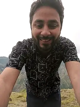 Cute Lucky online show from May 5, 4:20 am