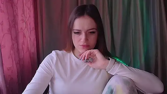 Illa May online show from February 23, 9:39 am