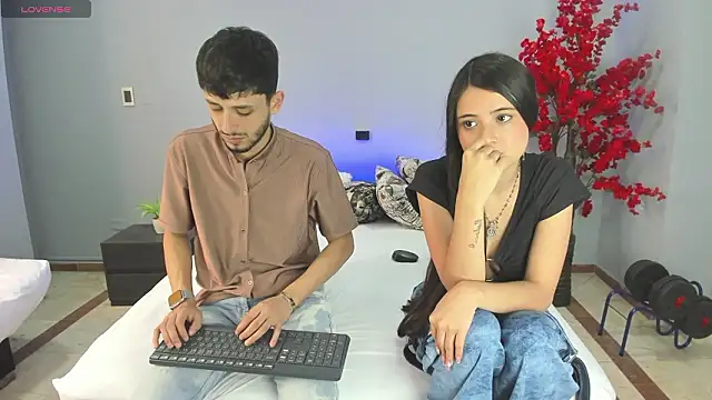 dracke and zara online show from February 13, 2:46 pm