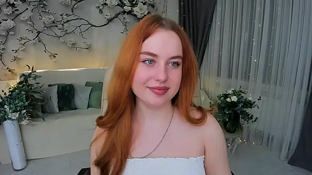 AirySilhouette online show from December 4, 4:11 am