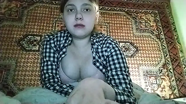 KikiBang online show from February 26, 7:57 pm