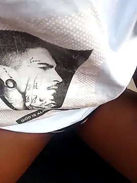 AngelaGraceY online show from March 30, 4:24 am