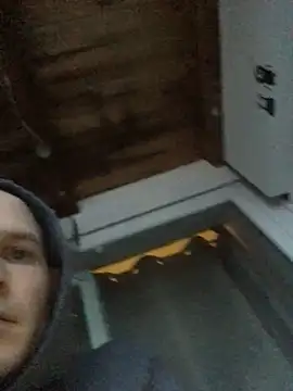 Spielzeugtwink online show from February 6, 4:10 pm