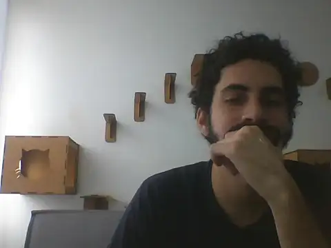 Snapshot of Temp7 chatting on February 22, 1:31 pm Temp7 online show from February 22, 1:31 pm