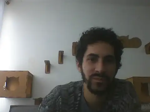 Snapshot of Temp7 chatting on February 28, 12:50 pm Temp7 online show from February 28, 12:50 pm