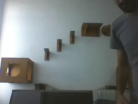 Snapshot of Temp7 chatting on March 7, 12:02 pm Temp7 online show from March 7, 12:02 pm