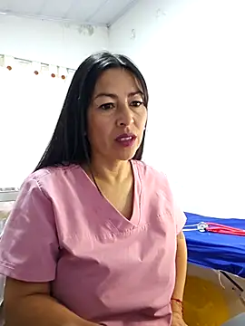JustSamantha  online show from April 27, 11:08 am