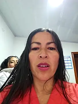 JustSamantha  online show from May 1, 11:37 am