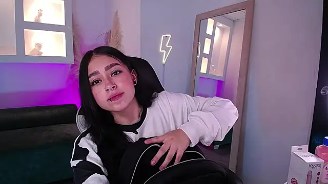 vallolett online show from March 25, 11:22 pm