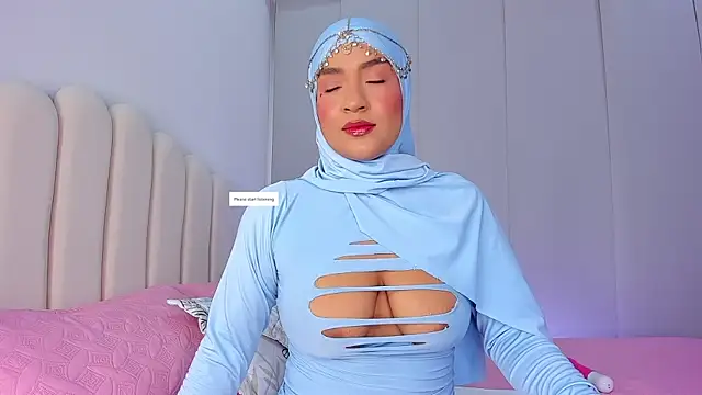 Amira-Zahra online show from May 11, 9:56 pm