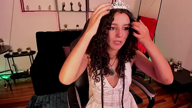 gummo  online show from February 13, 8:05 pm