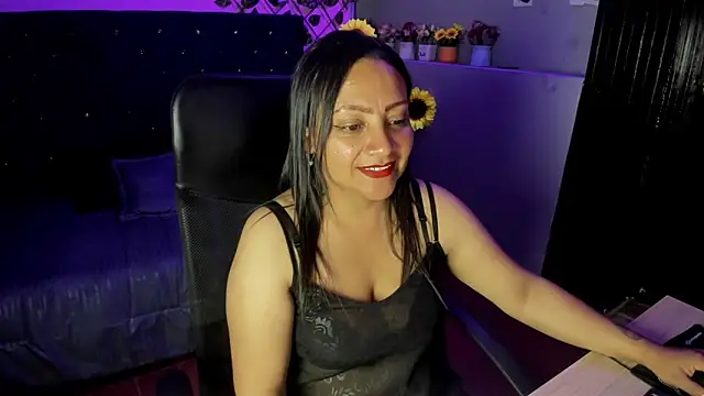 Dasha Brunn online show from February 4, 2:17 am