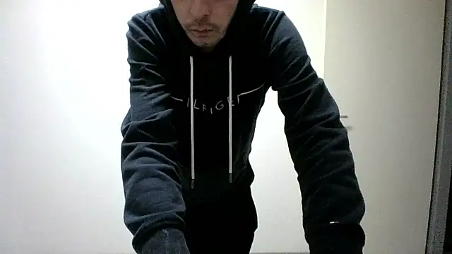 Snapshot of kefke159 chatting on January 8, 4:31 pm kefke159 online show from January 8, 4:31 pm