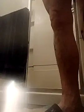 jbrown334 online show from April 12, 7:57 am