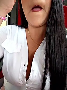 Layla-daring online show from January 31, 8:18 pm