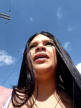 Layla-daring online show from May 9, 7:41 pm