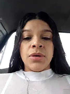 Layla-daring online show from May 15, 7:32 pm