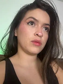 Little  Danni1 online show from February 21, 3:07 am