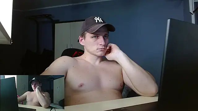 Poliglotjoe1 online show from January 17, 2:38 am