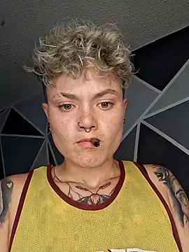 megan NL online show from February 5, 11:20 pm