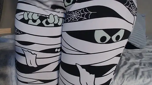 Snapshot of somemoreex1 chatting on December 1, 4:34 pm somemoreex1 online show from December 1, 4:34 pm