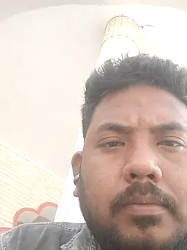 Snapshot of Roy___121 chatting on February 6, 7:45 am Roy 121 online show from February 6, 7:45 am