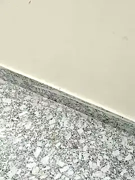 Roy   121 online show from April 2, 3:59 am