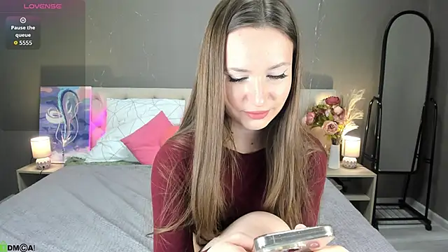 Snapshot of Malika_Raspberry chatting on February 8, 3:10 am Malika Raspberry online show from February 8, 3:10 am