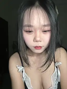 Snapshot of Kiee-lee chatting on February 1, 4:49 pm Kiee-lee online show from February 1, 4:49 pm