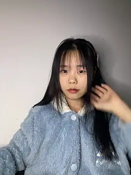 Snapshot of Kiee-lee chatting on March 8, 1:15 pm Kiee-lee online show from March 8, 1:15 pm