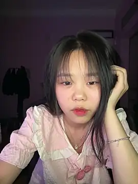 Kiee-lee online show from May 13, 3:42 pm