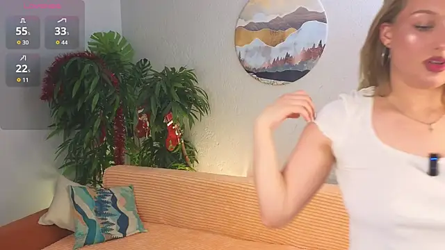 Snapshot of ImiMonroe chatting on January 11, 10:20 am ImiMonroe online show from January 11, 10:20 am