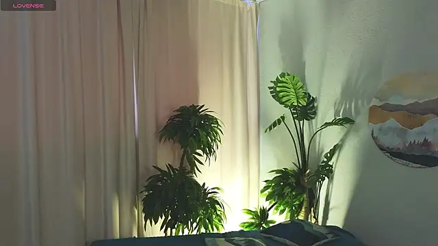 Snapshot of ImiMonroe chatting on February 7, 11:03 am ImiMonroe online show from February 7, 11:03 am