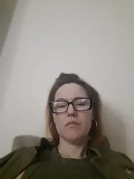 LanaOlbenst online show from May 6, 6:35 pm