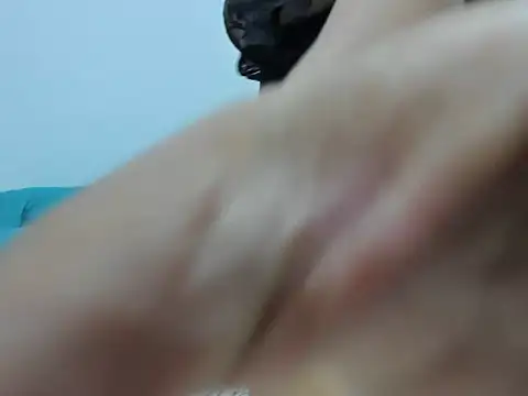 miabelmonte online show from February 17, 2:24 pm