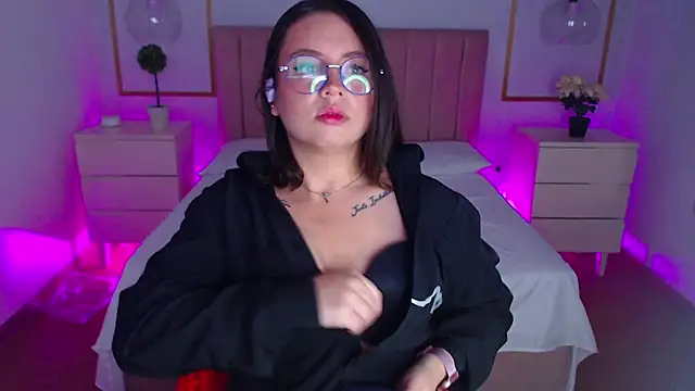 Alice Sinclair  online show from November 20, 3:01 pm