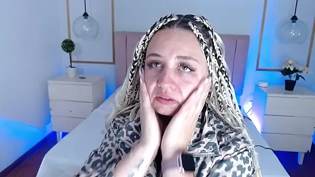 Alice Sinclair  online show from January 13, 12:43 pm