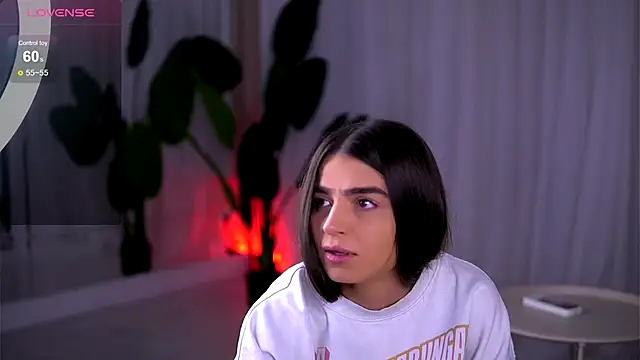 PureEllieX online show from November 28, 4:37 am