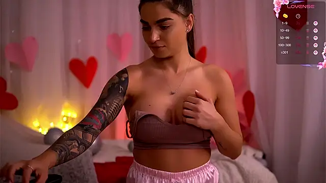 PureEllieX online show from February 23, 5:27 am