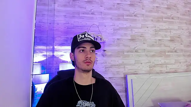 Emir Ozan  online show from January 19, 11:25 am