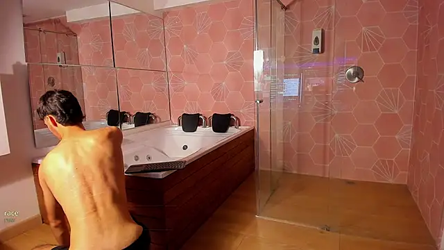 Emir Ozan  online show from February 8, 8:12 pm