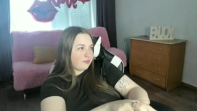 GirlPlayer online show from May 6, 10:53 am