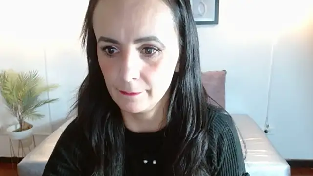 Snapshot of Juliana__lx chatting on March 30, 3:02 pm Juliana lx online show from March 30, 3:02 pm