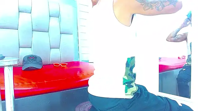 Hot Latino x online show from March 21, 12:32 pm