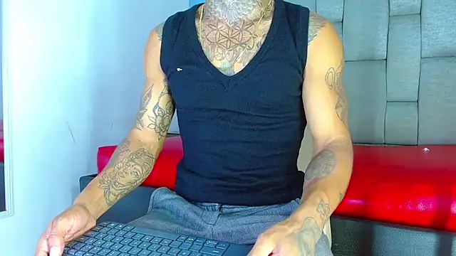 Hot Latino x online show from March 26, 12:44 pm
