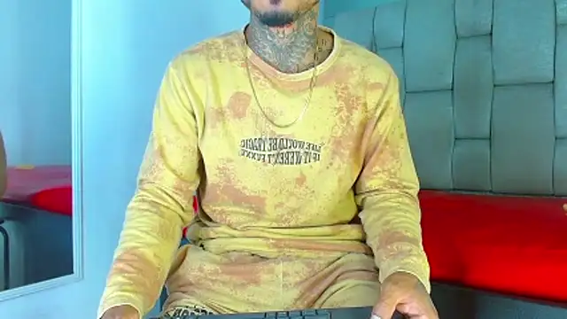 Hot Latino x online show from March 27, 12:38 pm